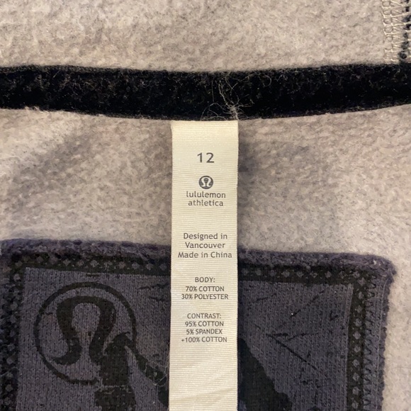 Lululemon sweater - Picture 2 of 7